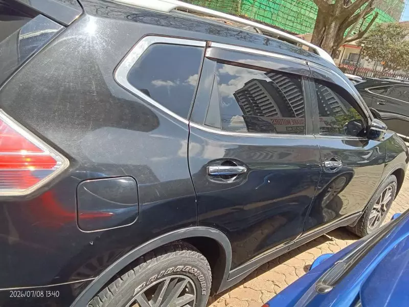 Nissan X-Trail   - 2014