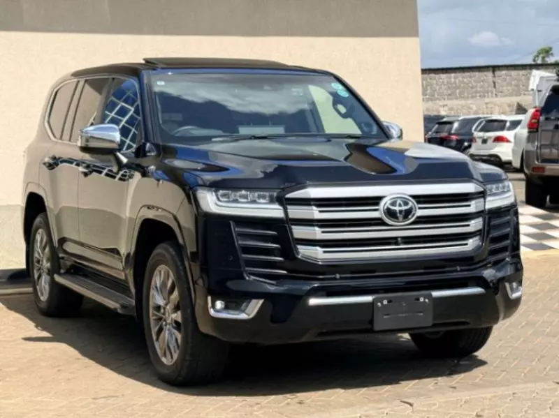Toyota LAND CRUISER 300 LC300   - 2021