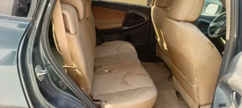 Toyota RAV 4   - 2010