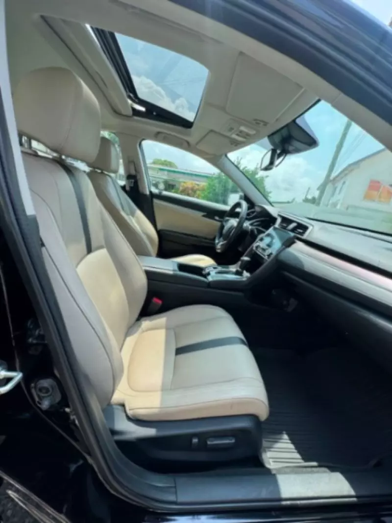 Honda Civic   - 2017