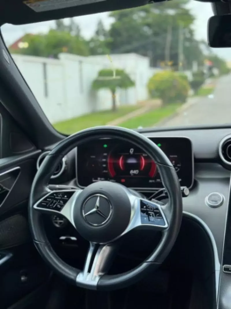 Mercedes-Benz C 300   - 2024