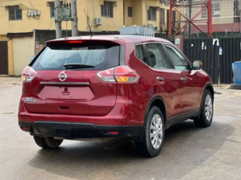 Nissan Rogue   - 2015
