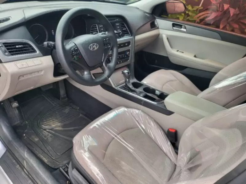 Hyundai Sonata   - 2015