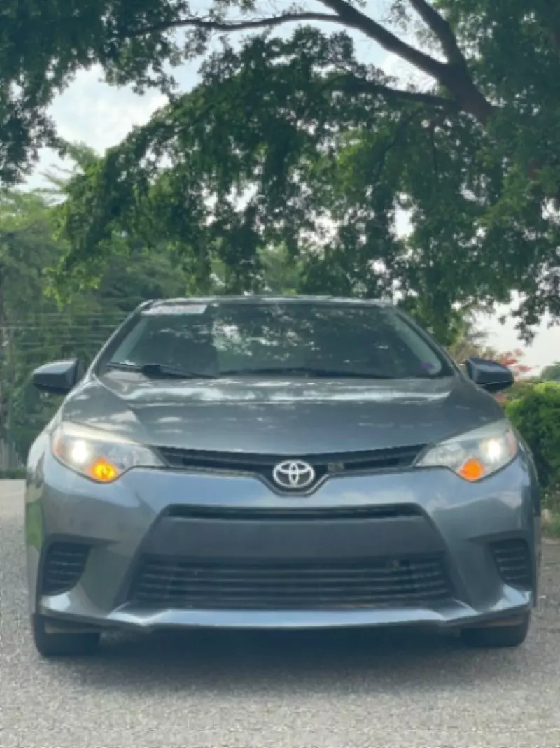 Toyota Corolla   - 2014