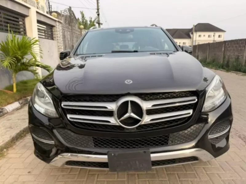 Mercedes-Benz GLE-Class   - 2018