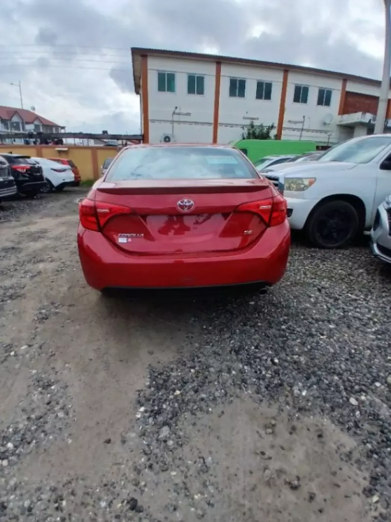 TOYOTA Corolla   - 2019