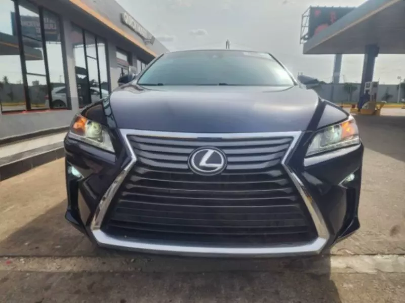 Lexus RX   - 2017