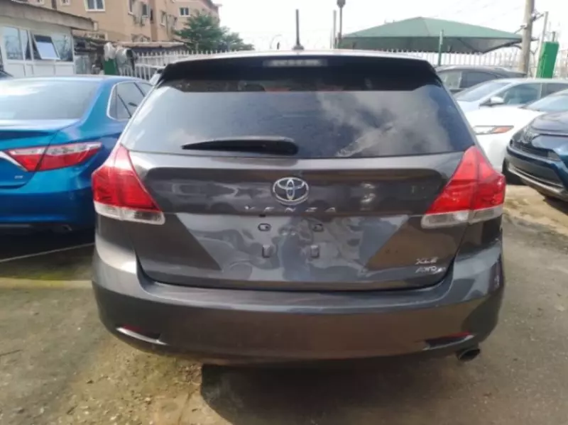 TOYOTA Venza   - 2015