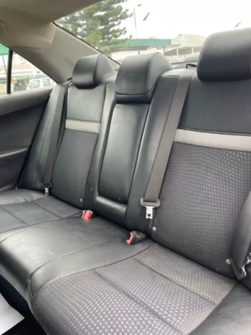 TOYOTA Camry   - 2012