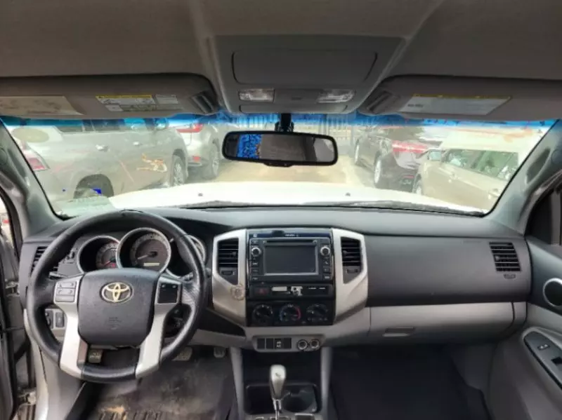 Toyota Tacoma   - 2012