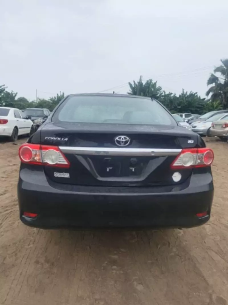 TOYOTA Corolla   - 2011