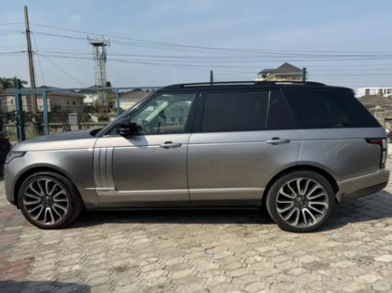 Land Rover Range Rover   - 2020