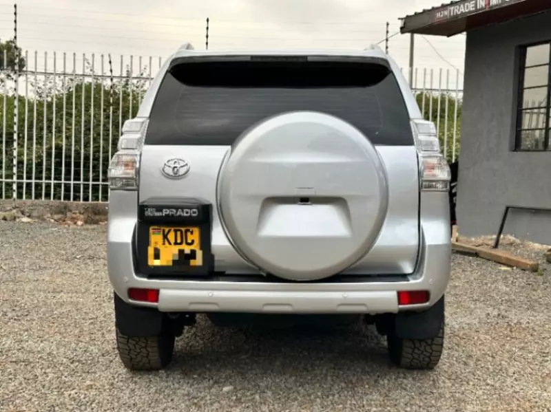 Toyota Landcruiser Prado   - 2019