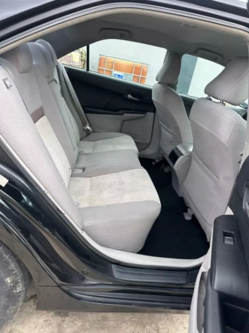 Toyota Camry   - 2014
