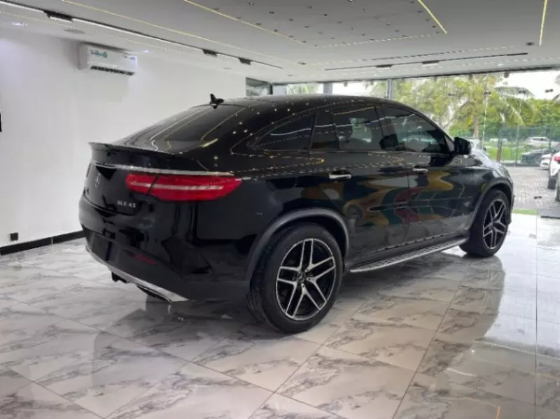 Mercedes-Benz GLE-Class   - 2019
