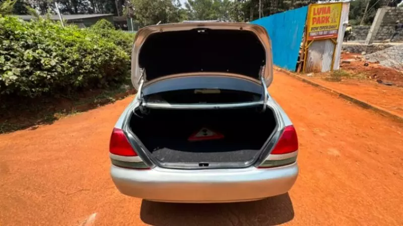 TOYOTA Mark II   - 2004
