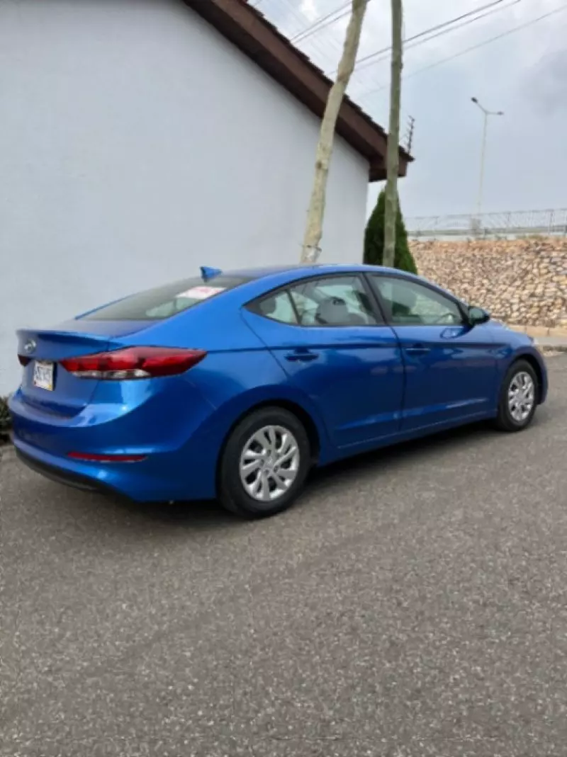 Hyundai Elantra   - 2017