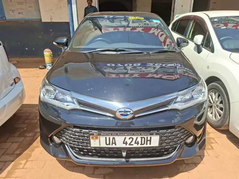 TOYOTA Fielder hybrid    - 2016