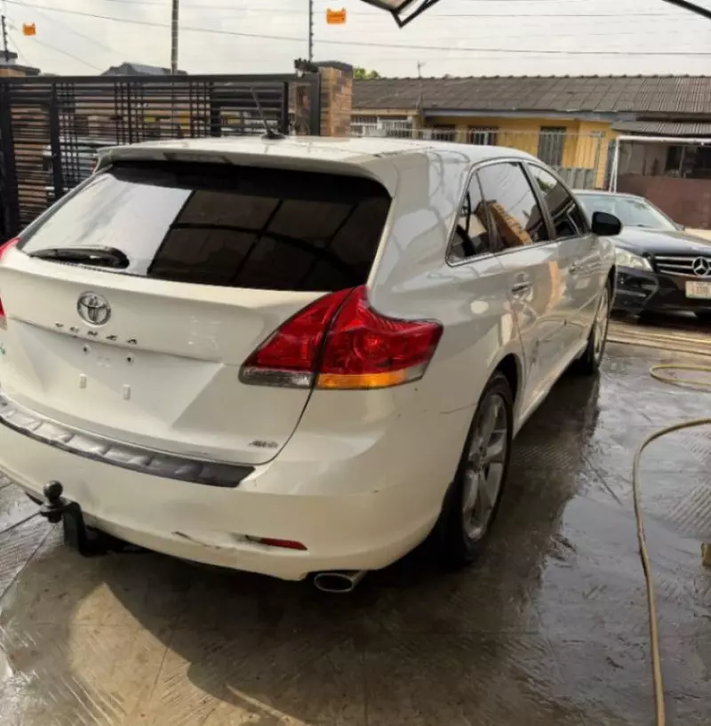 Toyota Venza   - 2009