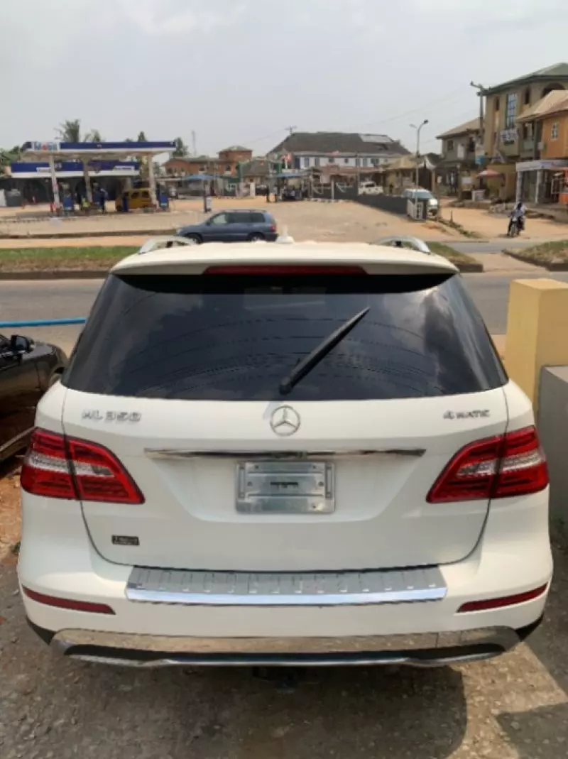Mercedes-Benz ML 350   - 2013