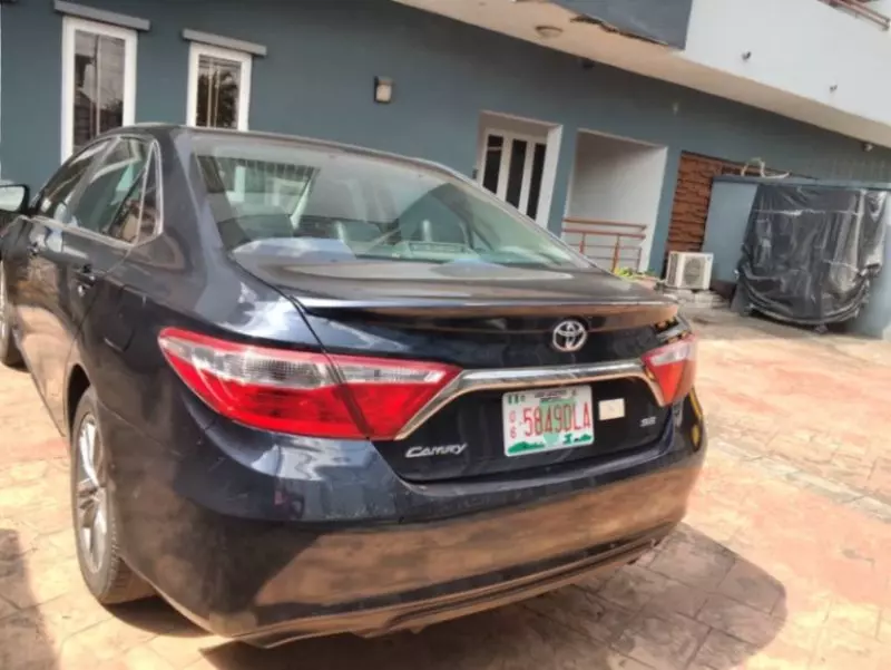 Toyota Camry   - 2015