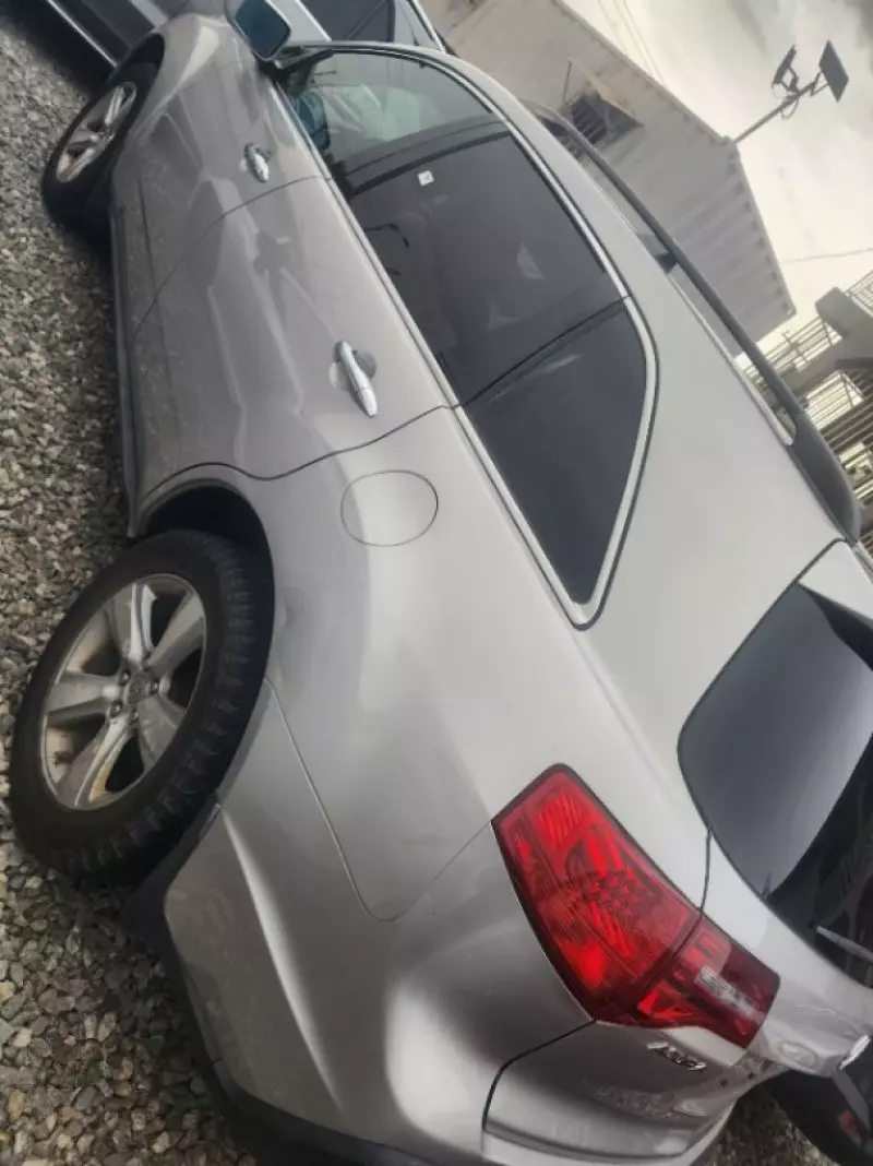 Acura MDX   - 2010