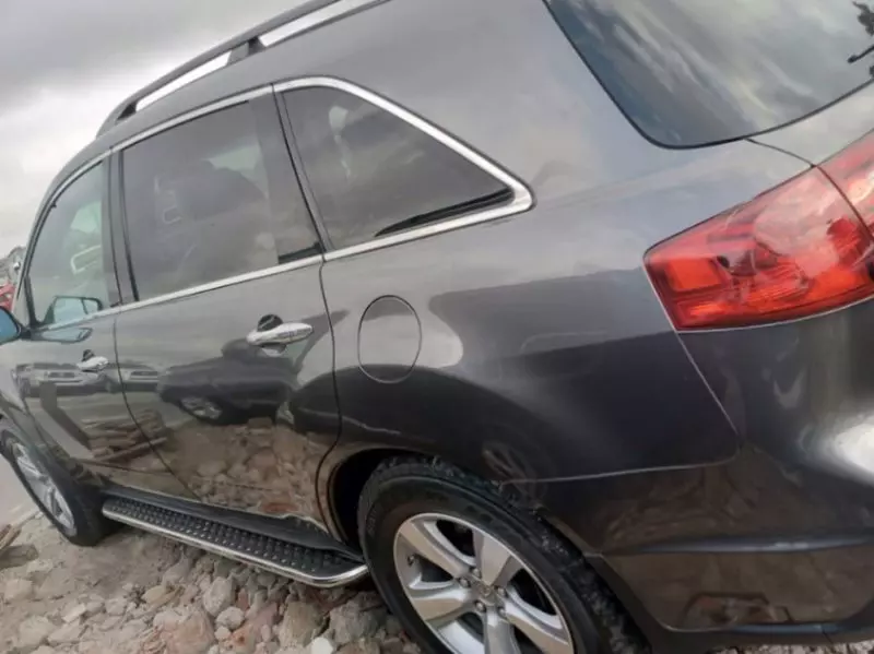 Acura MDX   - 2011