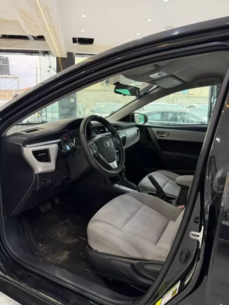 Toyota Corolla   - 2016