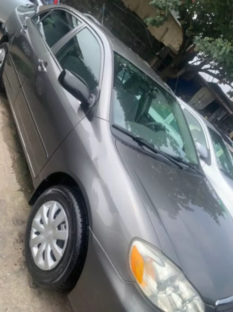 Toyota Corolla   - 2013