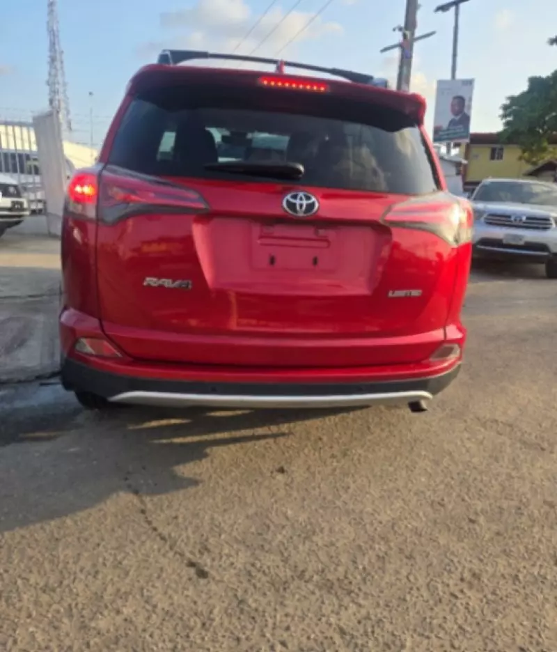 TOYOTA RAV4   - 2016