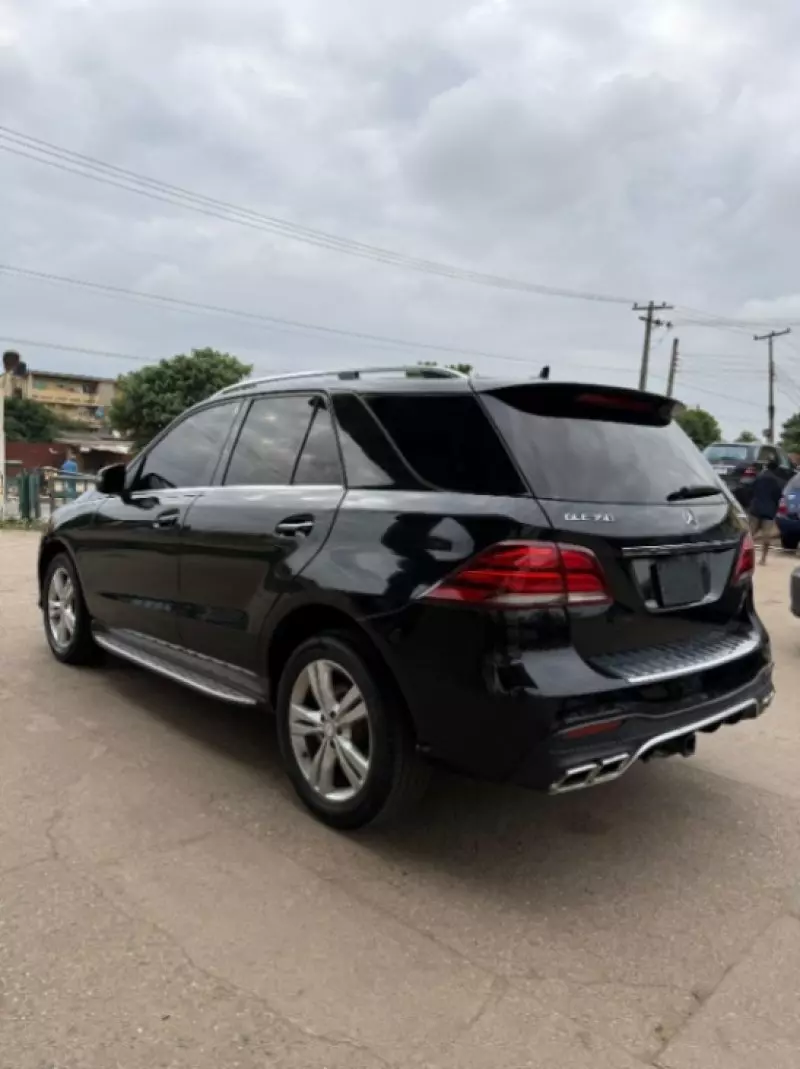 Mercedes-Benz GLE 350   - 2015