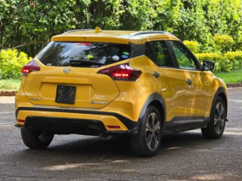 Nissan Kicks   - 2020