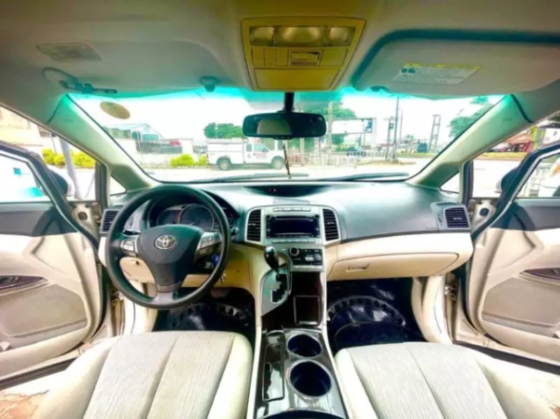 Toyota Venza   - 2013