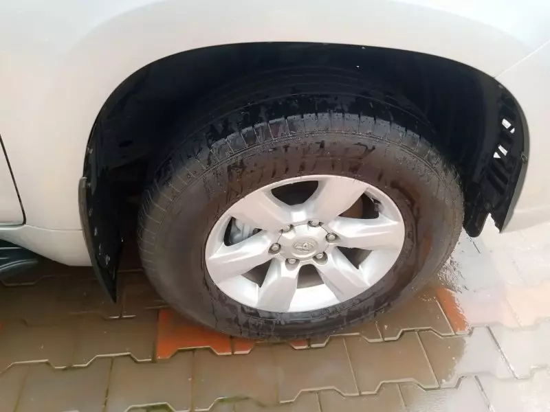 Toyota Land Cruiser Prado   - 2015