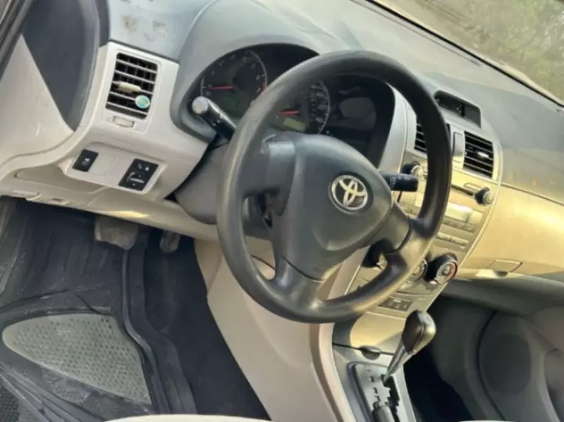 Toyota Corolla   - 2013