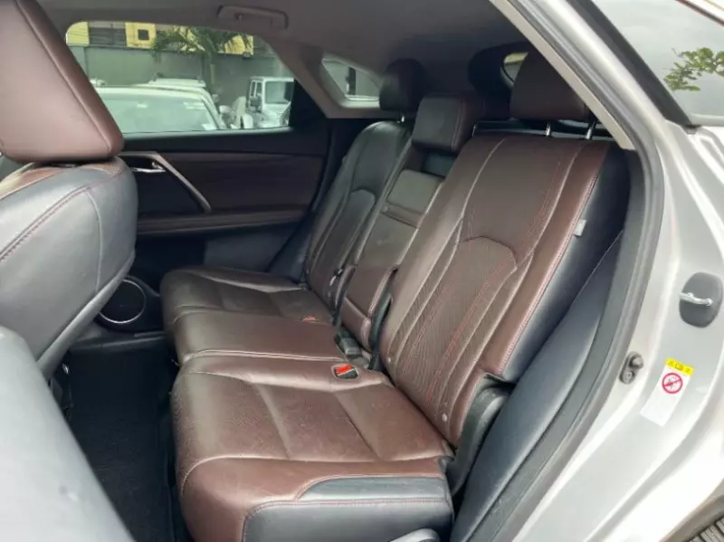 Lexus RX   - 2017