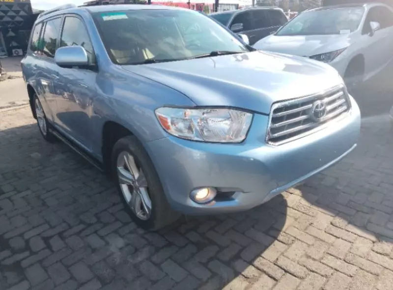 Toyota Highlander   - 2009