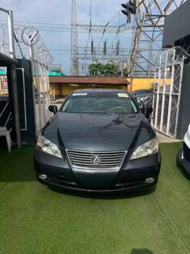 Lexus ES   - 2008