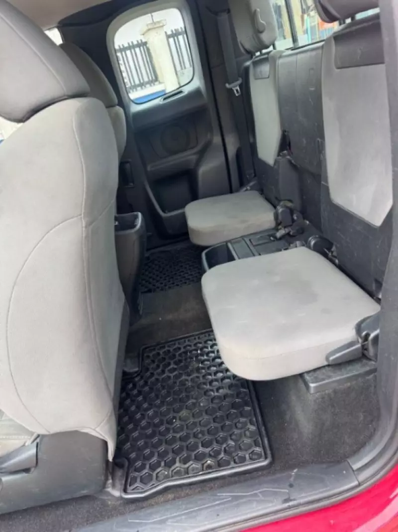 TOYOTA Tacoma   - 2017