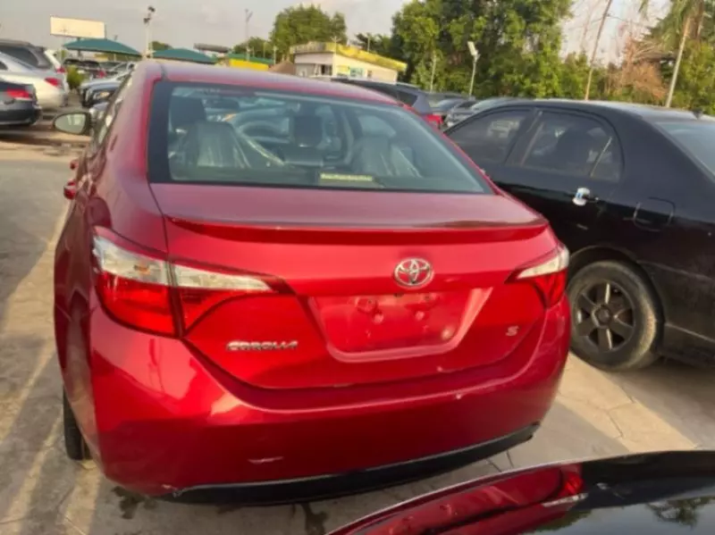 Toyota Corolla   - 2015
