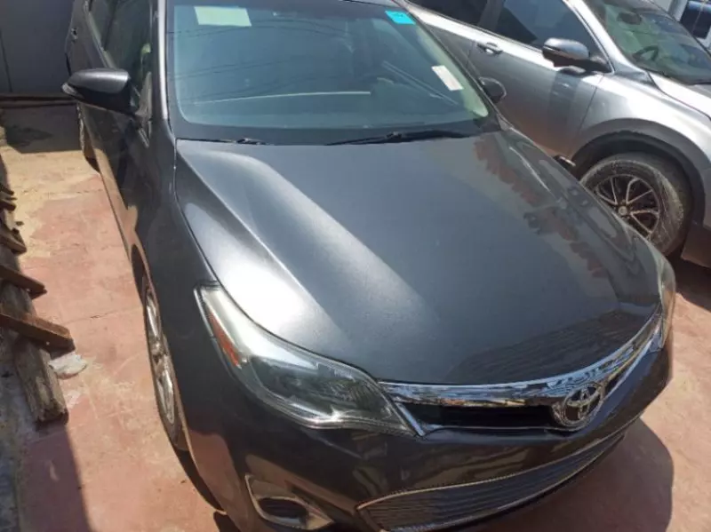 Toyota Avalon - 2013