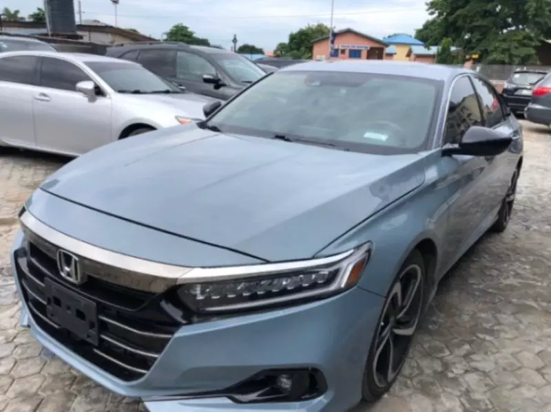Honda Accord   - 2021