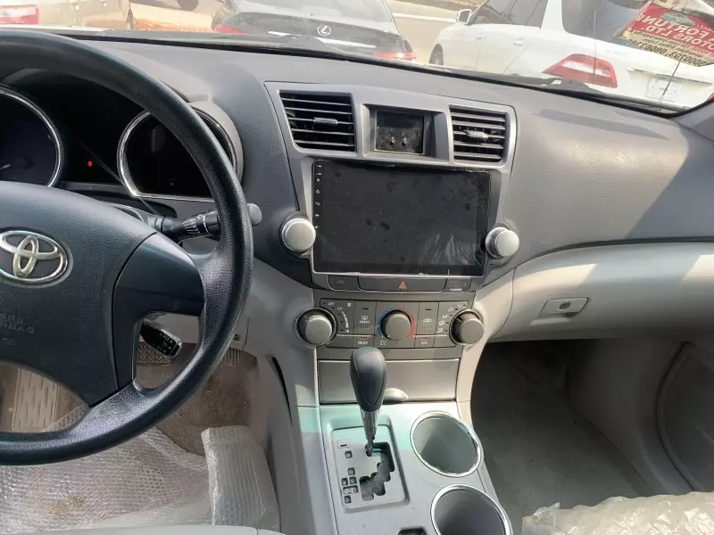 Toyota Highlander   - 2008