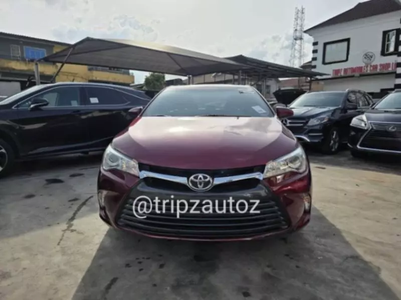 Toyota Camry   - 2015
