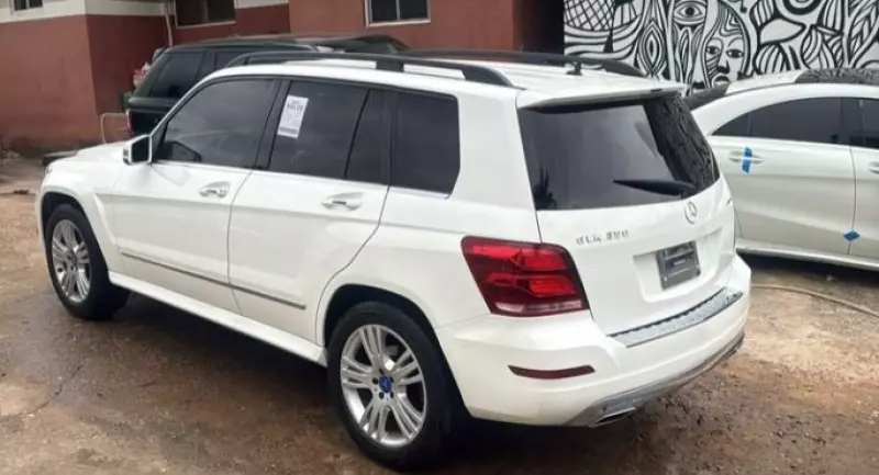 Mercedes-Benz GLK 350   - 2014