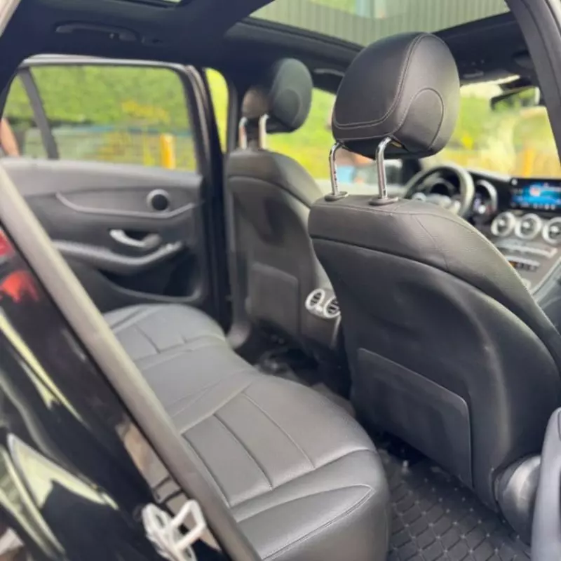 Mercedes-Benz GLC 300   - 2022