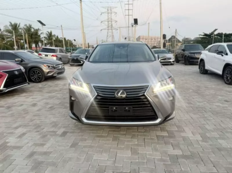 Lexus RX   - 2017