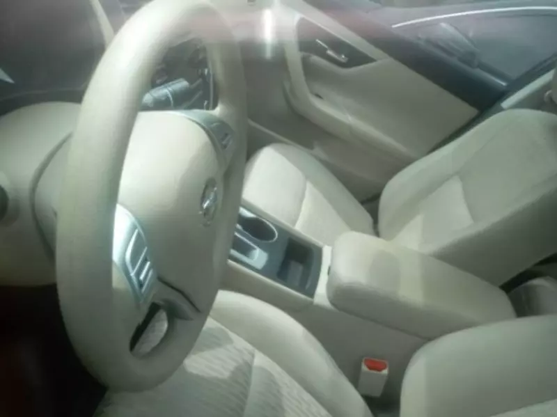 Nissan Altima - 2016