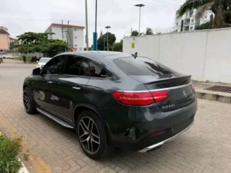 TOYOTA camry   - 2019