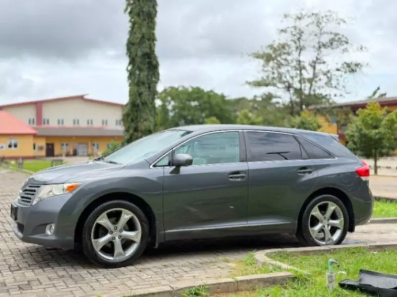 TOYOTA Venza   - 2012